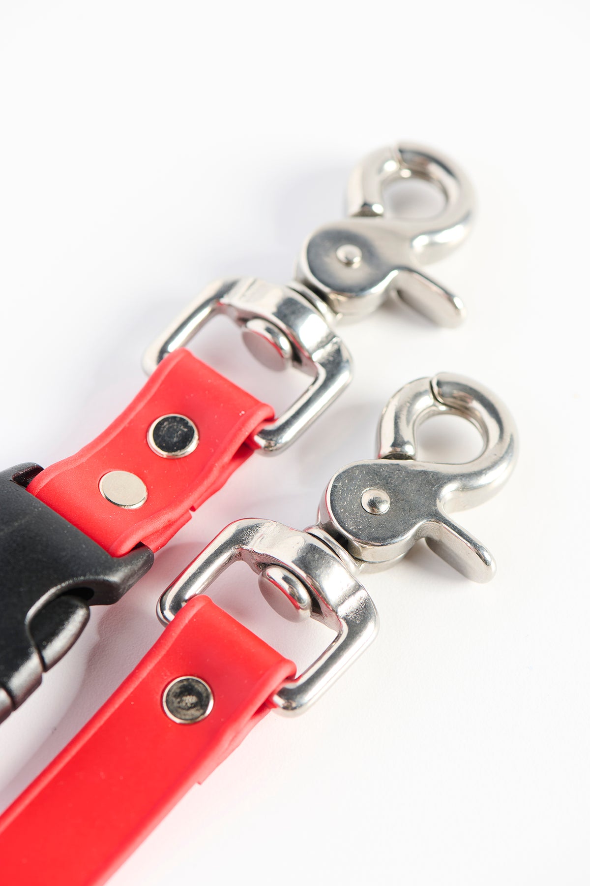 Jess Adorno Collab Red Signature Grooming Loop + Extender Set