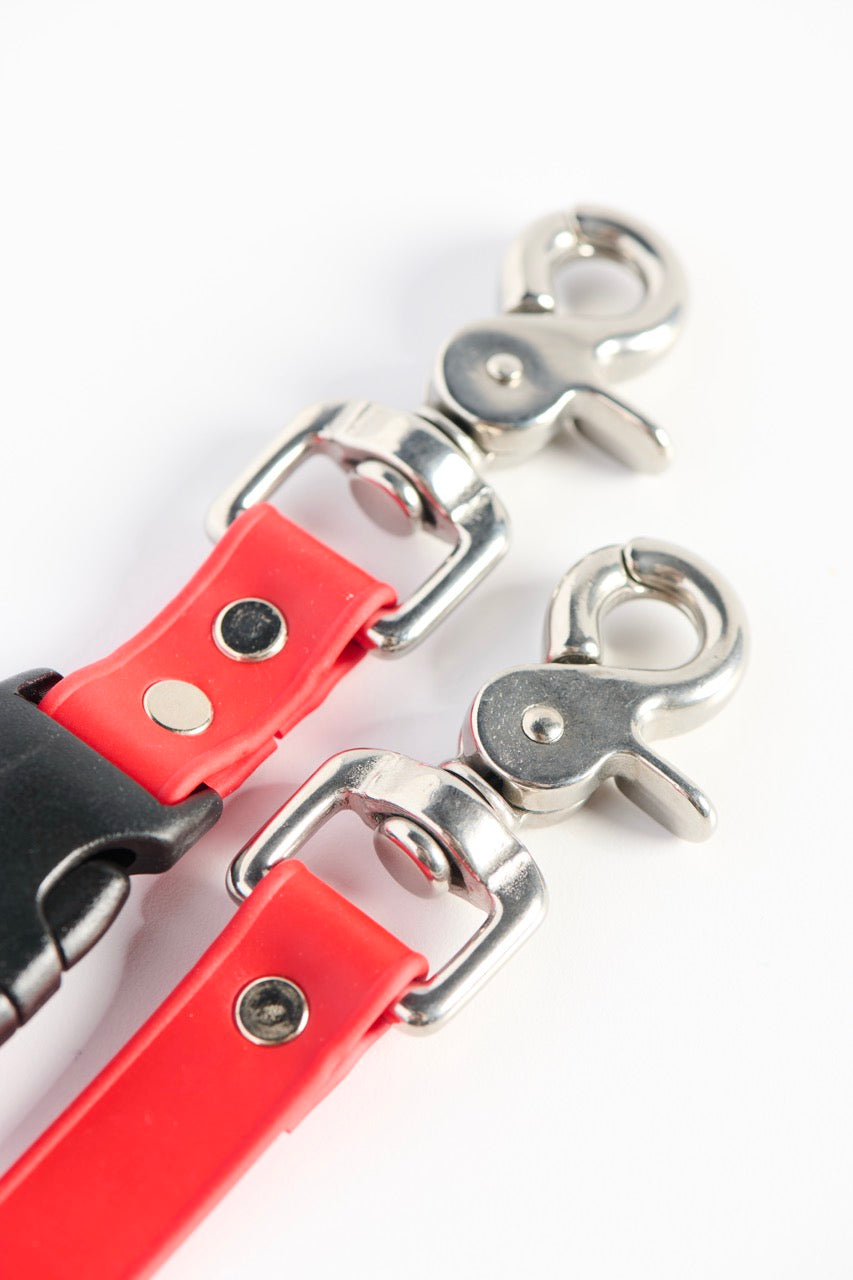 Jess Adorno Collab Red Signature Grooming Loop + Extender Set